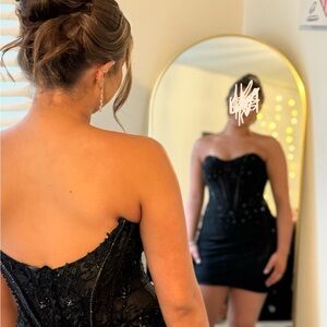 Elegant Black Strapless Dress